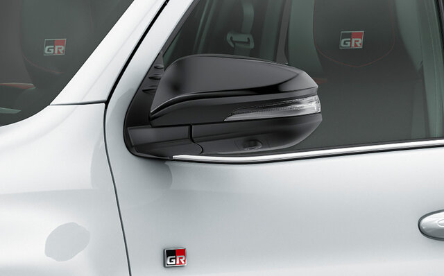 ハイラックスにスポーティな装いのGR SPORTモデルが誕生|TOYOTA ハイラックスにスポーティな装いのGR SPORTモデルが誕生|TOYOTA