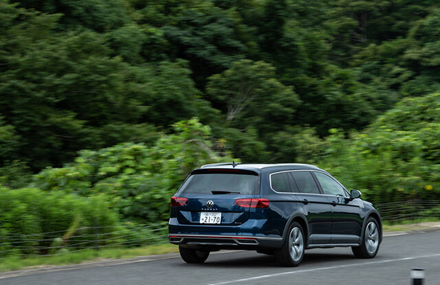 ワゴンではありきたりな気がする人に──フォルクスワーゲン パサート オールトラックTDI 4モーションに試乗|Volkswagen ワゴンではありきたりな気がする人に──フォルクスワーゲン パサート オールトラックTDI 4モーションに試乗|Volkswagen