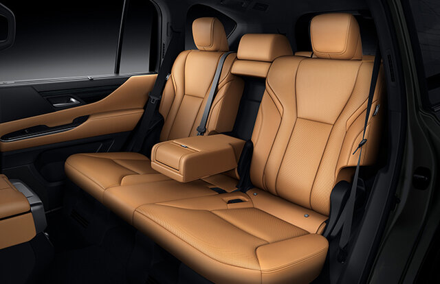 世界中のどんな道でも楽に、上質に──レクサス、新型「LX」をオンラインなどでワールドプレミア｜LEXUS