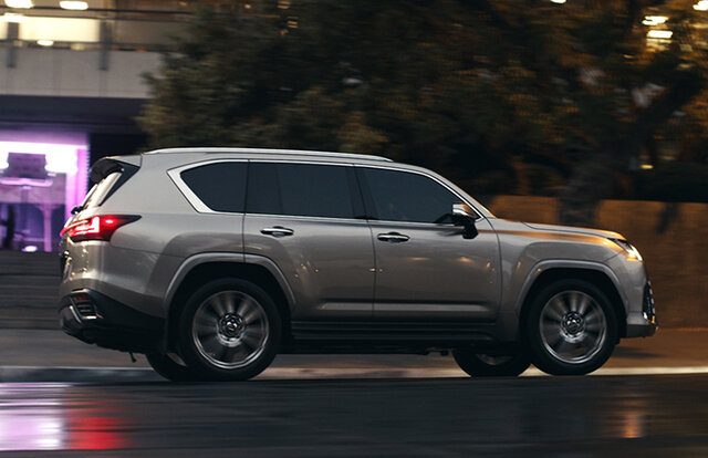 世界中のどんな道でも楽に、上質に──レクサス、新型「LX」をオンラインなどでワールドプレミア｜LEXUS