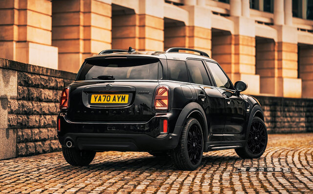 MINIに内外装をブラックで統一した「シャドー・エディション」誕生|MINI MINIに内外装をブラックで統一した「シャドー・エディション」誕生|MINI