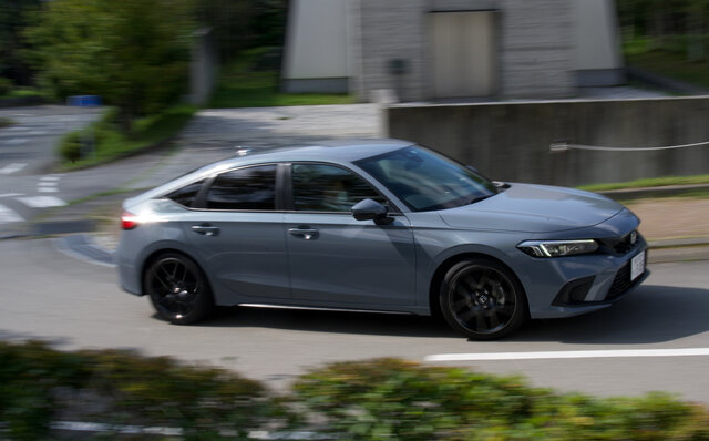 新型シビックに試乗──6MTモデルは最高の仕上がりだ｜HONDA