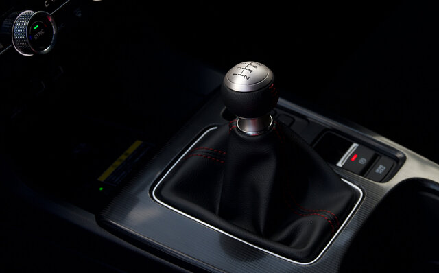 新型シビックに試乗──6MTモデルは最高の仕上がりだ｜HONDA