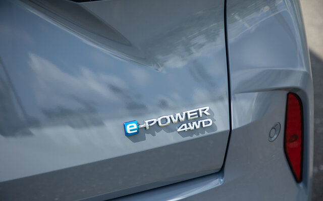 ─言でいって、速くて、快適──日産ノート オーラに試乗｜NISSAN