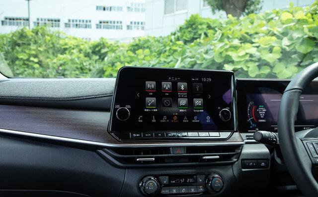 ─言でいって、速くて、快適──日産ノート オーラに試乗｜NISSAN