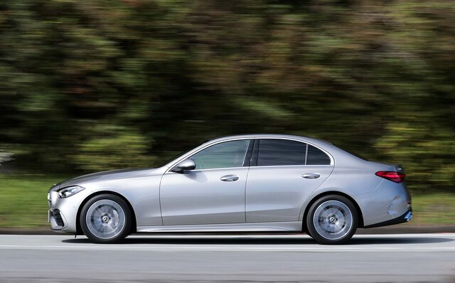 新型メルセデス ベンツ Cクラスに試乗──ものすごくパワフルで期待以上にスポーティ|Mercedes Benz 新型メルセデス ベンツ Cクラスに試乗──ものすごくパワフルで期待以上にスポーティ|Mercedes Benz