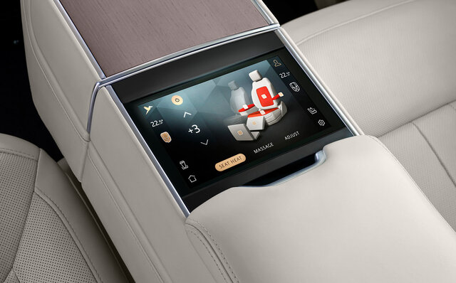 新型レンジローバー、日本向け特別仕様の限定70台が受注スタート｜Land Rover