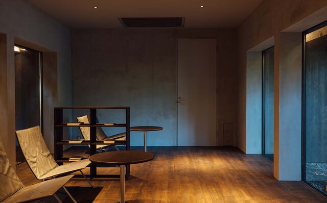 文化人も愛した湯治場でお気に入りの一冊に没頭する｜TRAVEL