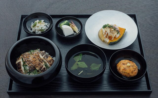 文化人も愛した湯治場でお気に入りの一冊に没頭する｜TRAVEL