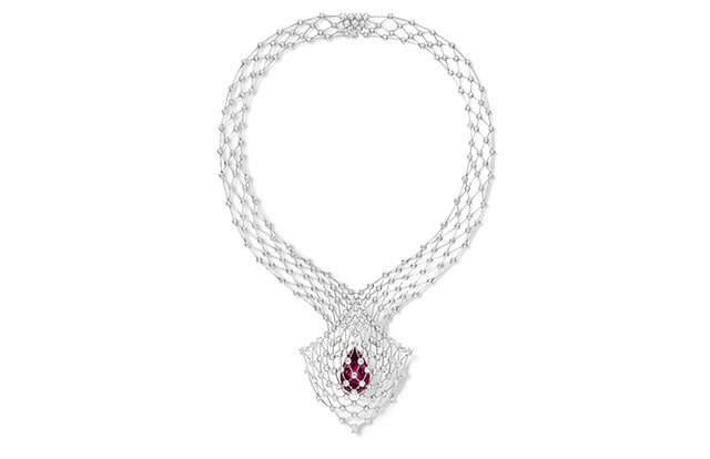 240年にわたり受け継がれたショーメのハイジュエリーと日本の名匠たちの技を特別一般公開｜CHAUMET