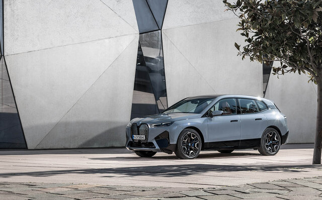 BMW1シリーズ初、インディビジュアルプログラムを採用した180台のみの限定車|BMW BMW1シリーズ初、インディビジュアルプログラムを採用した180台のみの限定車|BMW