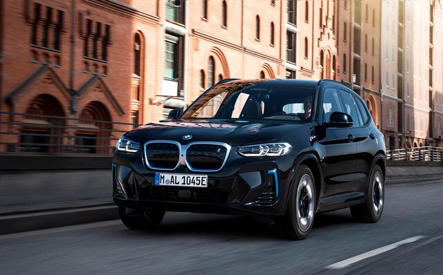 BMW1シリーズ初、インディビジュアルプログラムを採用した180台のみの限定車|BMW BMW1シリーズ初、インディビジュアルプログラムを採用した180台のみの限定車|BMW
