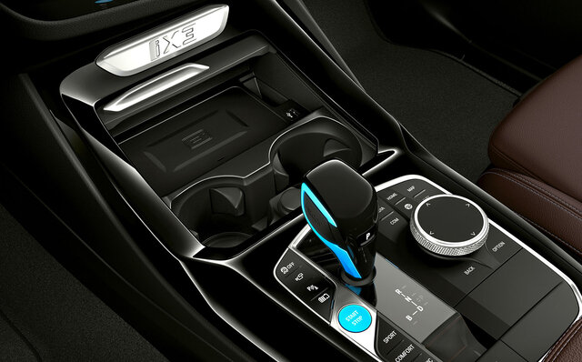 BMW1シリーズ初、インディビジュアルプログラムを採用した180台のみの限定車|BMW BMW1シリーズ初、インディビジュアルプログラムを採用した180台のみの限定車|BMW