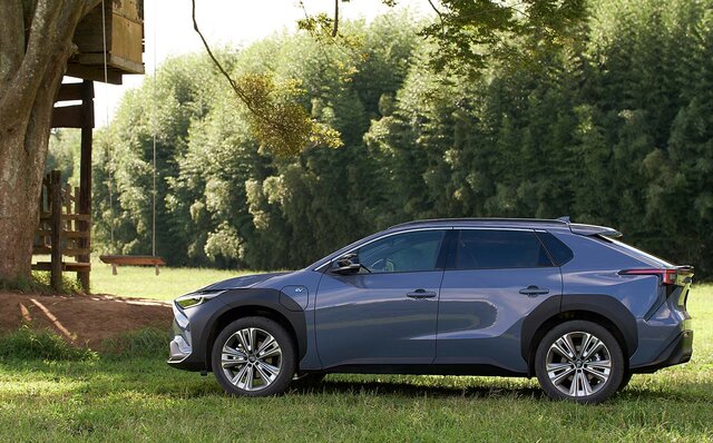 初のグローバルBEVソルテラをワールドプレミア｜SUBARU