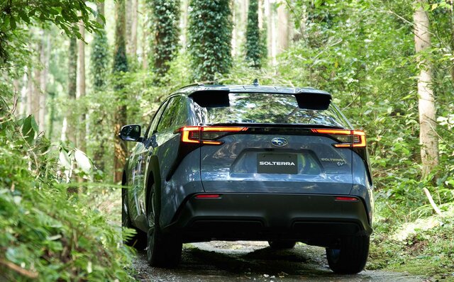 初のグローバルBEVソルテラをワールドプレミア｜SUBARU