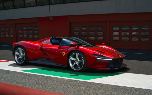 フェラーリ、ワンオフモデルの「BR20」を発表|Ferrari フェラーリ、ワンオフモデルの「BR20」を発表|Ferrari
