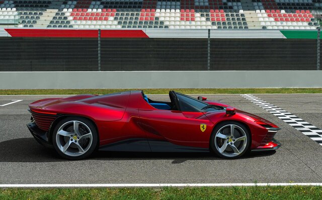 フェラーリ、ワンオフモデルの「BR20」を発表|Ferrari フェラーリ、ワンオフモデルの「BR20」を発表|Ferrari