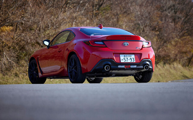 新型GR86 に試乗──常にドライブに高揚感を求めている人にオススメ|TOYOTA 新型GR86 に試乗──常にドライブに高揚感を求めている人にオススメ|TOYOTA