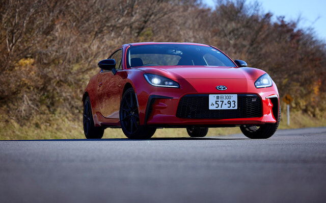 新型GR86 に試乗──常にドライブに高揚感を求めている人にオススメ|TOYOTA 新型GR86 に試乗──常にドライブに高揚感を求めている人にオススメ|TOYOTA