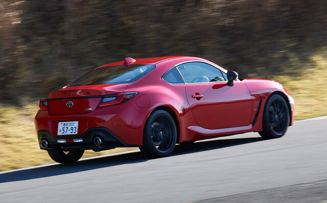 新型GR86 に試乗──常にドライブに高揚感を求めている人にオススメ|TOYOTA 新型GR86 に試乗──常にドライブに高揚感を求めている人にオススメ|TOYOTA