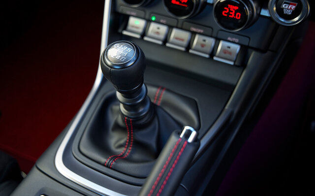 新型GR86 に試乗──常にドライブに高揚感を求めている人にオススメ|TOYOTA 新型GR86 に試乗──常にドライブに高揚感を求めている人にオススメ|TOYOTA