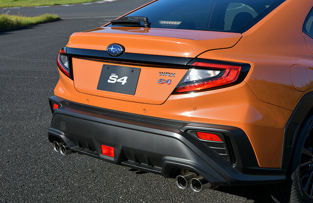 スバル WRX S4のプロトタイプに試乗──ぐっと大人っぽくなった個性的なパフォーマンスカー｜SUBARU