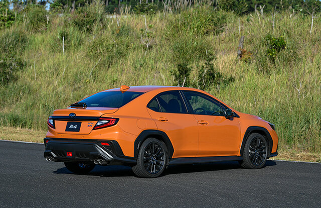 スバル WRX S4のプロトタイプに試乗──ぐっと大人っぽくなった個性的なパフォーマンスカー｜SUBARU