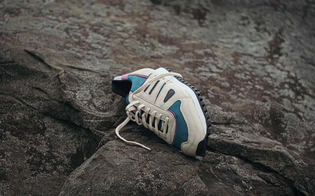 自然現象を表現したスロバキア製スニーカー「シール/ゼットディーエ」｜Sýr/ZDA