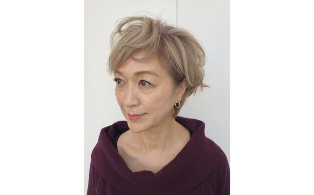 脱白髪染め!あらゆる世代が気軽にブリーチデザインできる「ファイバープレックス」|FIBREPLEX 脱白髪染め!あらゆる世代が気軽にブリーチデザインできる「ファイバープレックス」|FIBREPLEX