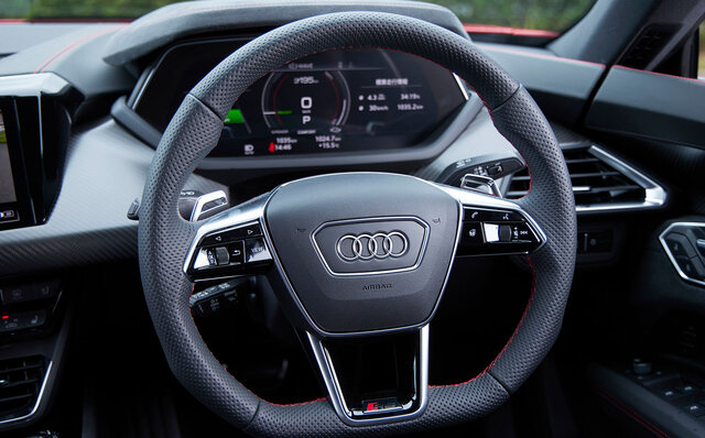 アウディe-tron GTに試乗──一言でいって、運転していてキモチがいいクルマだ｜Audi