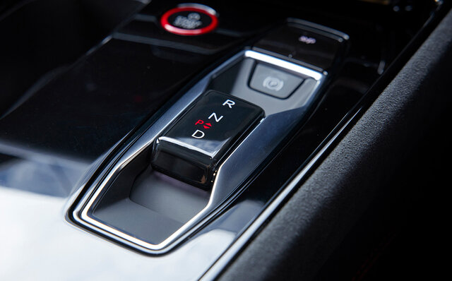 アウディe-tron GTに試乗──一言でいって、運転していてキモチがいいクルマだ｜Audi