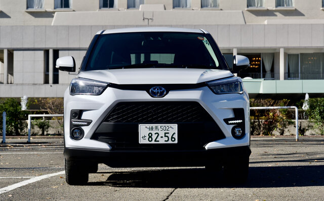 良品廉価なハイブリッドモデルが追加されたダイハツ「ロッキー」 / トヨタ「ライズ」に試乗｜DAIHATSU / TOYOTA