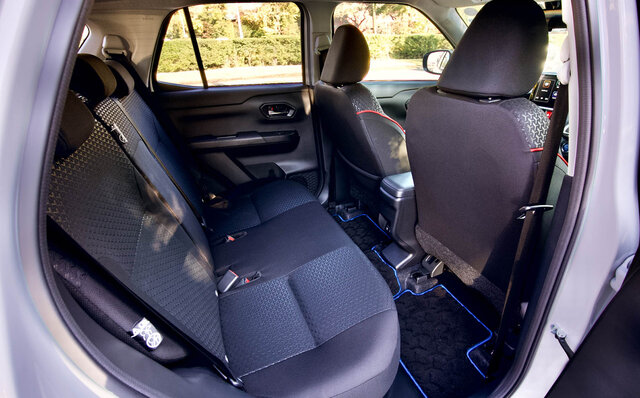 良品廉価なハイブリッドモデルが追加されたダイハツ「ロッキー」 / トヨタ「ライズ」に試乗｜DAIHATSU / TOYOTA