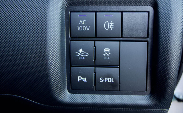 良品廉価なハイブリッドモデルが追加されたダイハツ「ロッキー」 / トヨタ「ライズ」に試乗|DAIHATSU / TOYOTA 良品廉価なハイブリッドモデルが追加されたダイハツ「ロッキー」 / トヨタ「ライズ」に試乗|DAIHATSU / TOYOTA