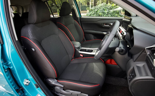 良品廉価なハイブリッドモデルが追加されたダイハツ「ロッキー」 / トヨタ「ライズ」に試乗｜DAIHATSU / TOYOTA