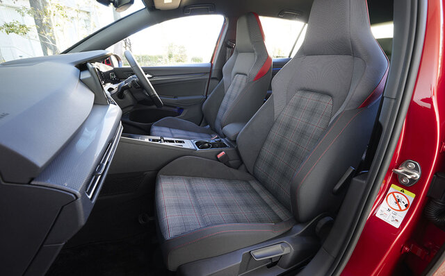 新型フォルクスワーゲン ゴルフGTIに試乗──痛快な走りの魅力は8代目でも健在だった｜Volkswagen