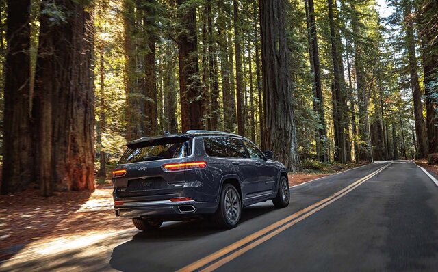 ジープのフラッグシップSUV「グランドチェロキー」が10年ぶりにフルモデルチェンジ｜Jeep®