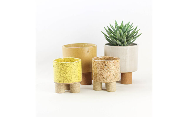 鹿児島・鹿屋の植物屋「Araheam」との付き合いから生まれた美しいプランター ｜A Question of Eagles