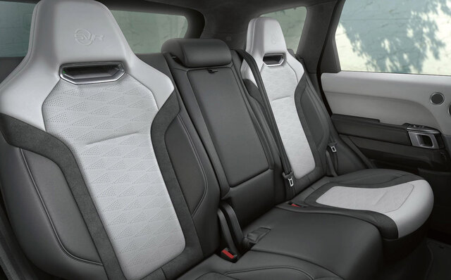 ランドローバー史上最速のレンジローバー スポーツSVRに2つの特別仕様車|Land Rover ランドローバー史上最速のレンジローバー スポーツSVRに2つの特別仕様車|Land Rover