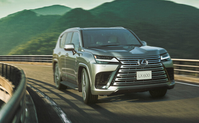 開発テーマは「どんな道でも楽に上質に」──レクサスのフラッグシップSUV、新型「LX」が発売|LEXUS 開発テーマは「どんな道でも楽に上質に」──レクサスのフラッグシップSUV、新型「LX」が発売|LEXUS