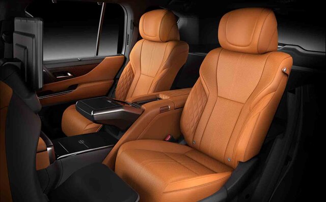 開発テーマは「どんな道でも楽に上質に」──レクサスのフラッグシップSUV、新型「LX」が発売|LEXUS 開発テーマは「どんな道でも楽に上質に」──レクサスのフラッグシップSUV、新型「LX」が発売|LEXUS