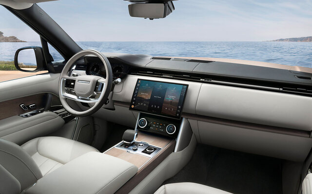 レンジローバーが9年ぶりのフルモデルチェンジ|Land Rover レンジローバーが9年ぶりのフルモデルチェンジ|Land Rover