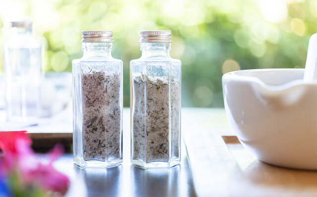   竹富島の歴史文化を学び、味わう、大人のためのプレミアムな“食育”にご案内！｜TRAVEL