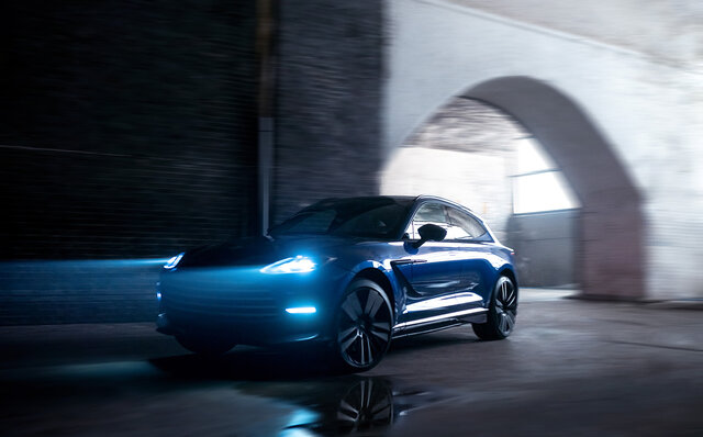 世界でもっともパワフルなラグジュアリーSUV「アストンマーティンDBX707」がデビュー|ASTON MARTIN 世界でもっともパワフルなラグジュアリーSUV「アストンマーティンDBX707」がデビュー|ASTON MARTIN