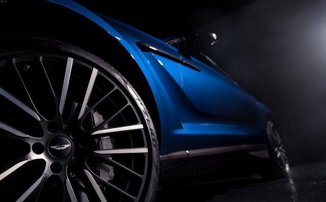 世界でもっともパワフルなラグジュアリーSUV「アストンマーティンDBX707」がデビュー|ASTON MARTIN 世界でもっともパワフルなラグジュアリーSUV「アストンマーティンDBX707」がデビュー|ASTON MARTIN