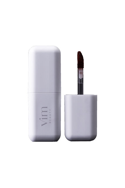 登録者数94万人超の人気YouTuber“マリリン”プロデュースコスメ｜vim BEAUTY