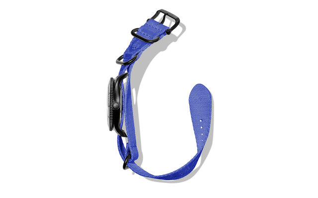 トム フォードが手掛けるサステナブルピース「OCEAN PLASTIC SPORT」|TOM FORD トム フォードが手掛けるサステナブルピース「OCEAN PLASTIC SPORT」|TOM FORD