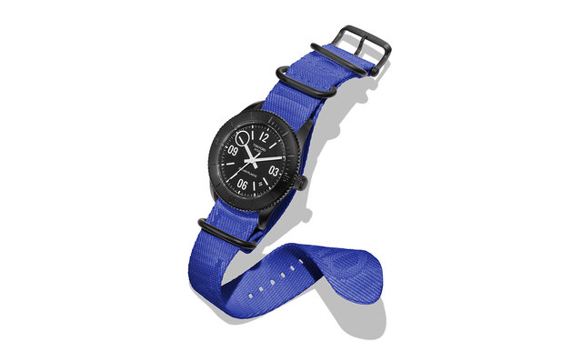 トム フォードが手掛けるサステナブルピース「OCEAN PLASTIC SPORT」|TOM FORD トム フォードが手掛けるサステナブルピース「OCEAN PLASTIC SPORT」|TOM FORD