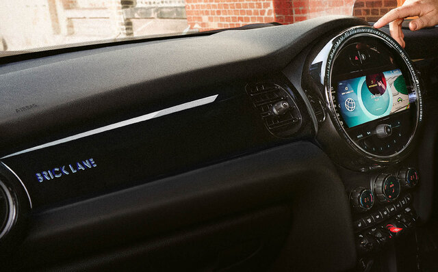 MINIに“自由に満ちた、個性の輝き”を表現する限定車が登場｜MINI