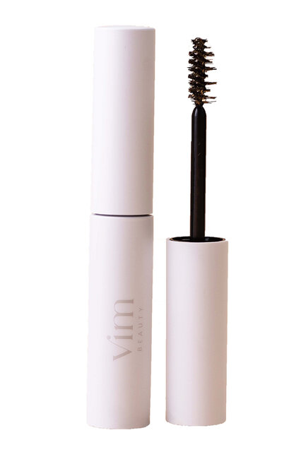 登録者数94万人超の人気YouTuber“マリリン”プロデュースコスメ｜vim BEAUTY